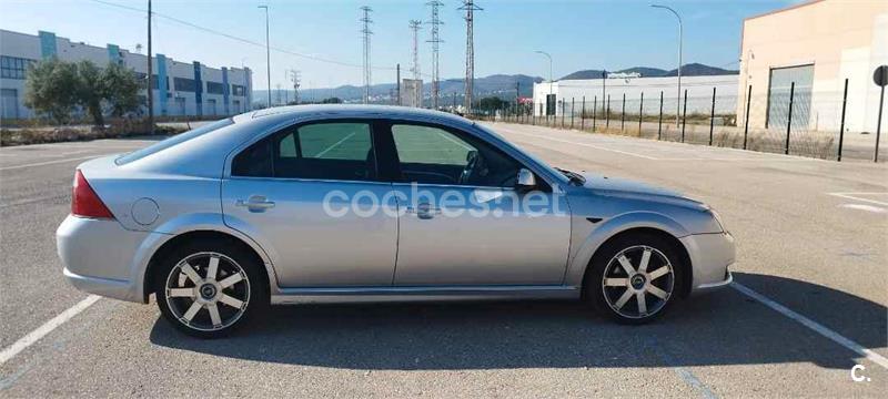 FORD Mondeo (2005) - 3500 € en Tarragona