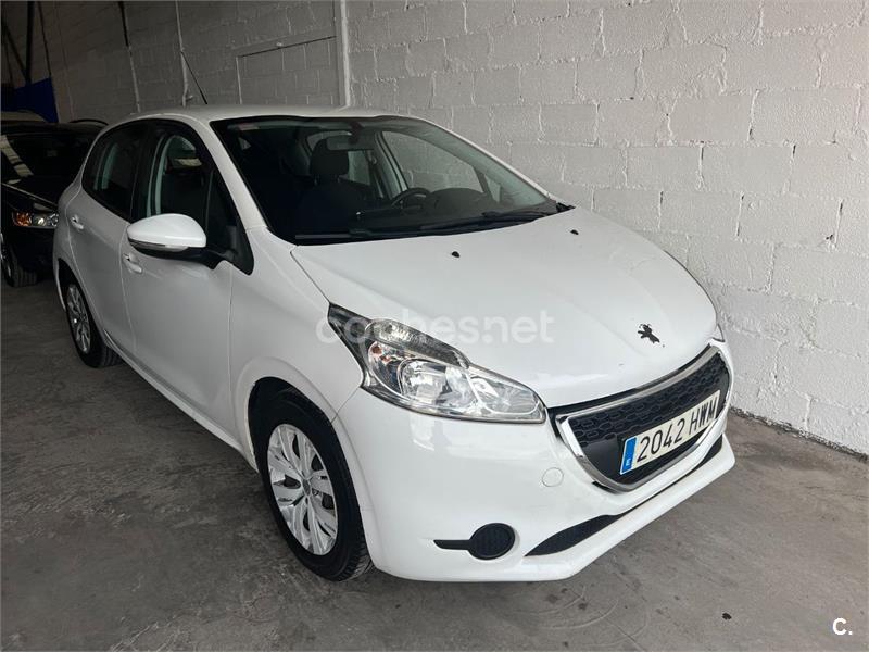 PEUGEOT 208 ACTIVE 1.2 VTi 82