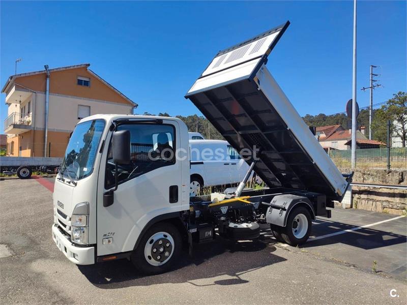 ISUZU M21 TT f 120cv volquete 3.500kilos