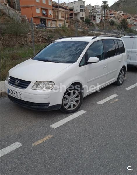 VOLKSWAGEN TOURAN 1.9 TDI DSG TRAVELLER 105CV – Automar Ocasión