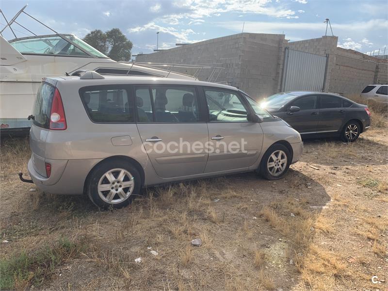 RENAULT Espace INITIALE 3.0 dCi 24v AUTO 5p.