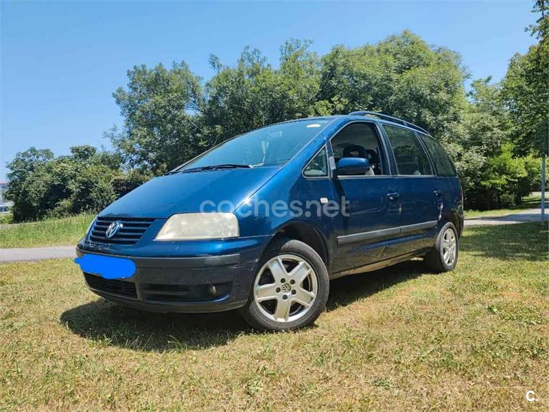 VOLKSWAGEN Sharan