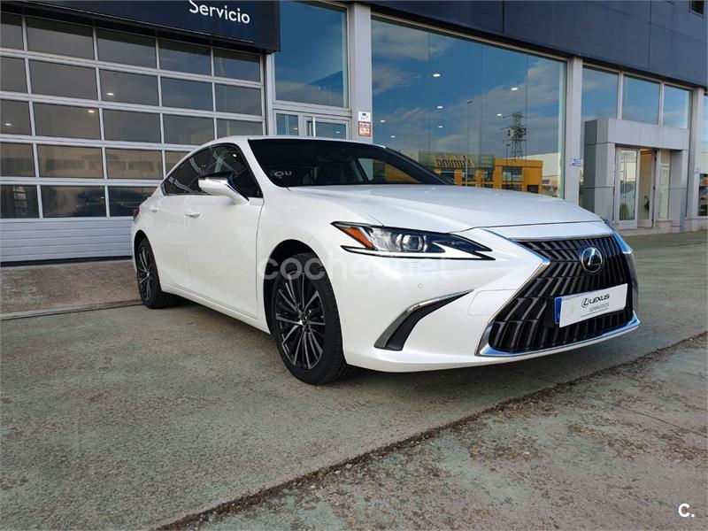 LEXUS ES 2.5 300h Premium