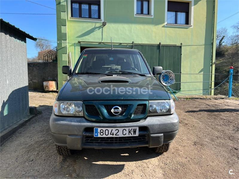 NISSAN Terrano II (1999) - 6900 € en Asturias