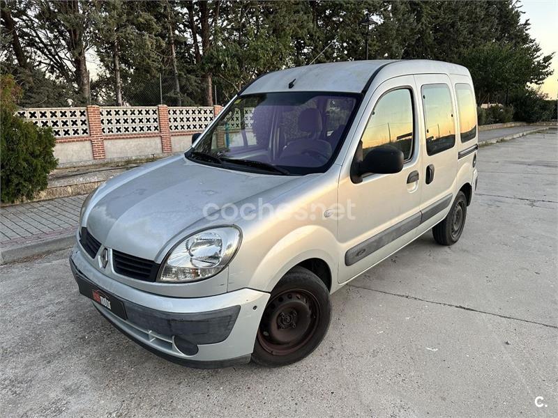 RENAULT Kangoo Furgon (2020) - 13.990 € en Valladolid