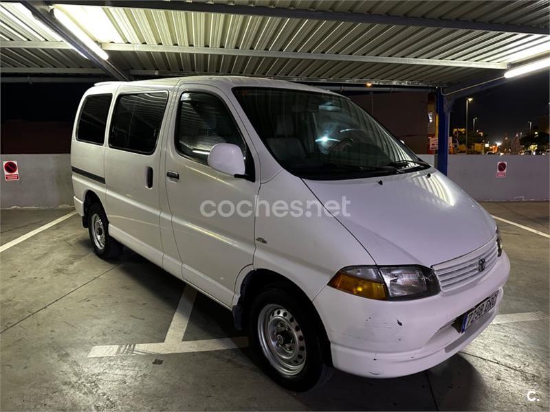 TOYOTA Hiace 2.5 D4D 95 CV Corta