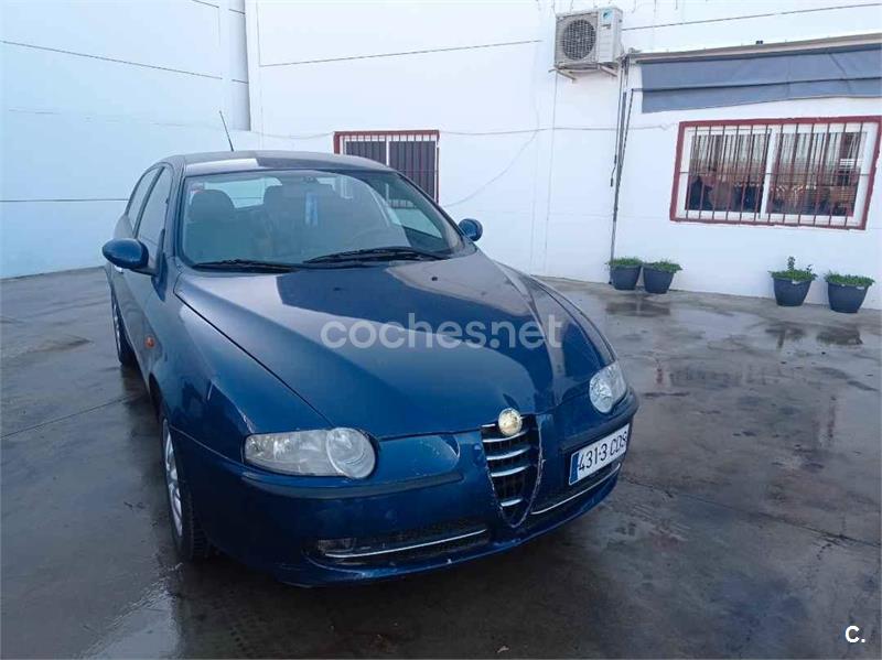 Alfa Romeo 147 5 puertas Impression (2001)