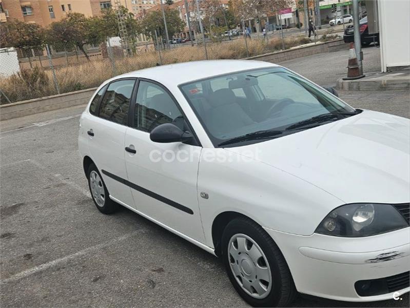 SEAT Ibiza 1.9 TDI 100 CV color gris de segunda mano