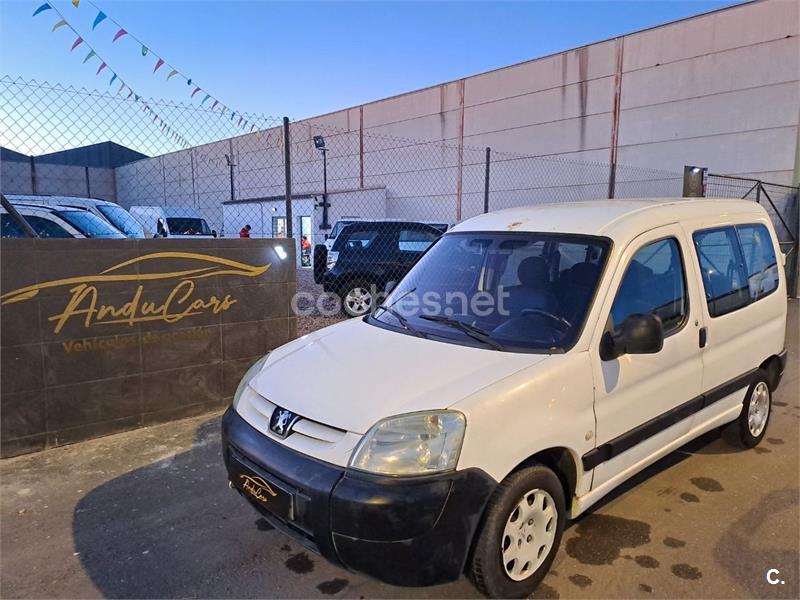 PEUGEOT PARTNER 1.6BLUEHDI 100CV FURGÓN 600kg PRO STANDARD + EXTRAS –  Volumen 4 motor