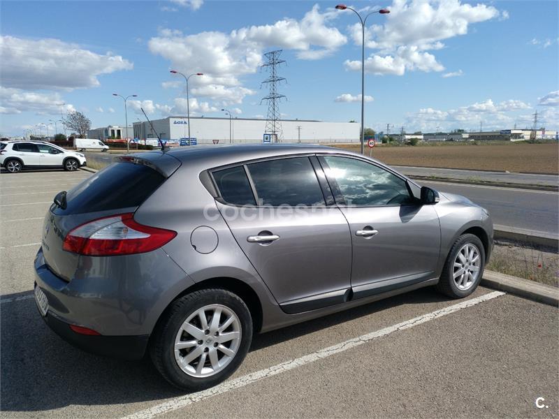 RENAULT Megane Emotion 2011 1.6 16v 110 E5