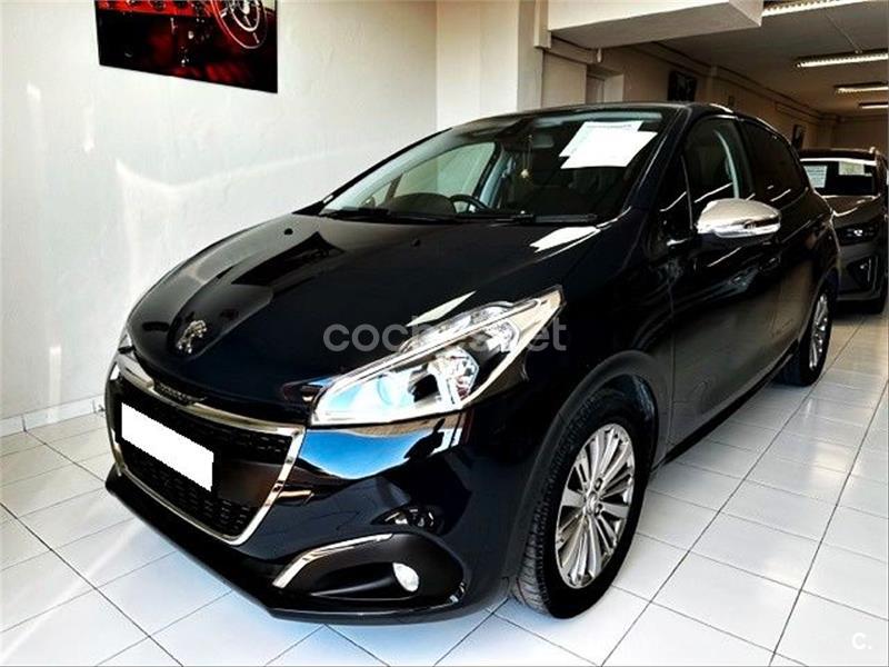 PEUGEOT 208 5P Signature 1.2L PureTech 60KW 82CV