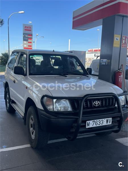 TOYOTA Land Cruiser 90 3.0 TD GX 3p.