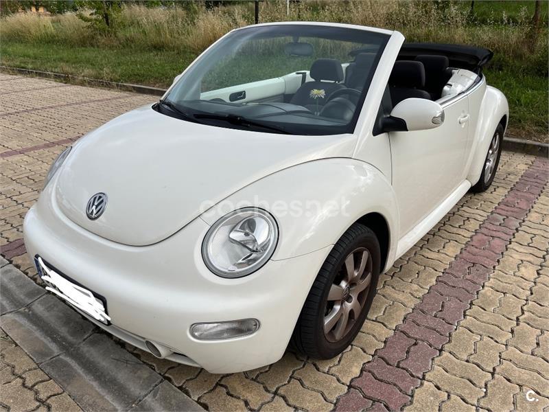 VOLKSWAGEN New Beetle 1.6 Cabriolet