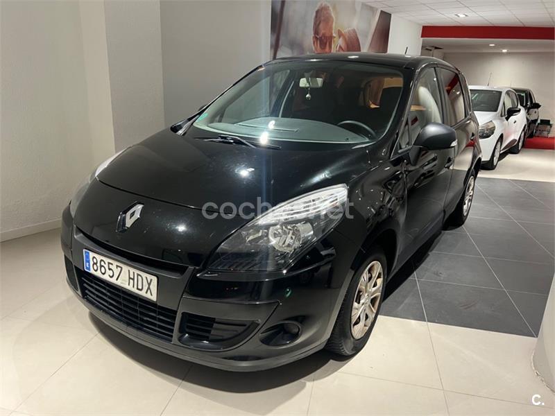 RENAULT Scenic Authentique 1.6 16v 110