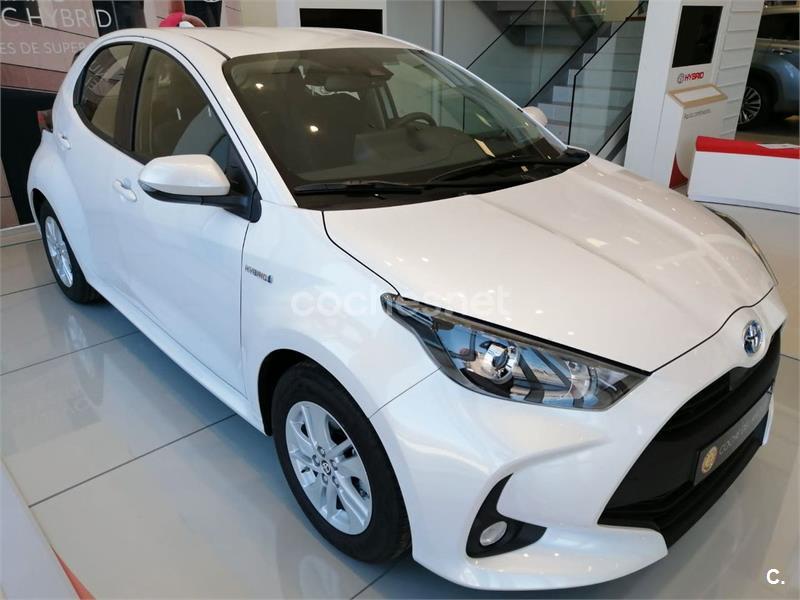 TOYOTA Yaris 1.5 120H Active Plus