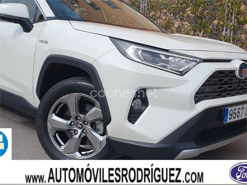 TOYOTA Rav4 2.5l 220H Luxury 4WD