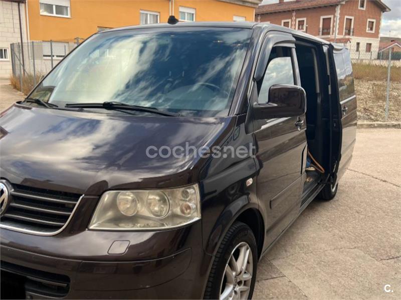 VOLKSWAGEN Multivan 2.5 TDI Comfortline