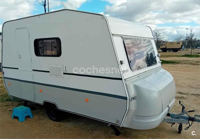 se vende caravana 4500 en Sevilla Coches