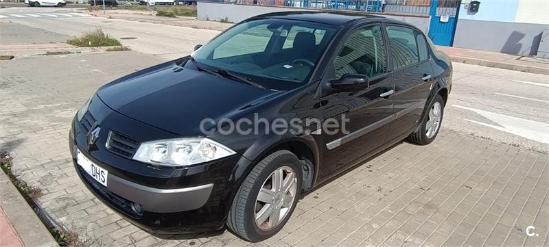 RENAULT Mégane SEDAN LUXE DYNAMIQUE 1.5DCI100 4p.