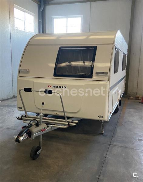 Caravana 2022 3 ambientes Adria Aviva 472PK 21.000 en Alicante