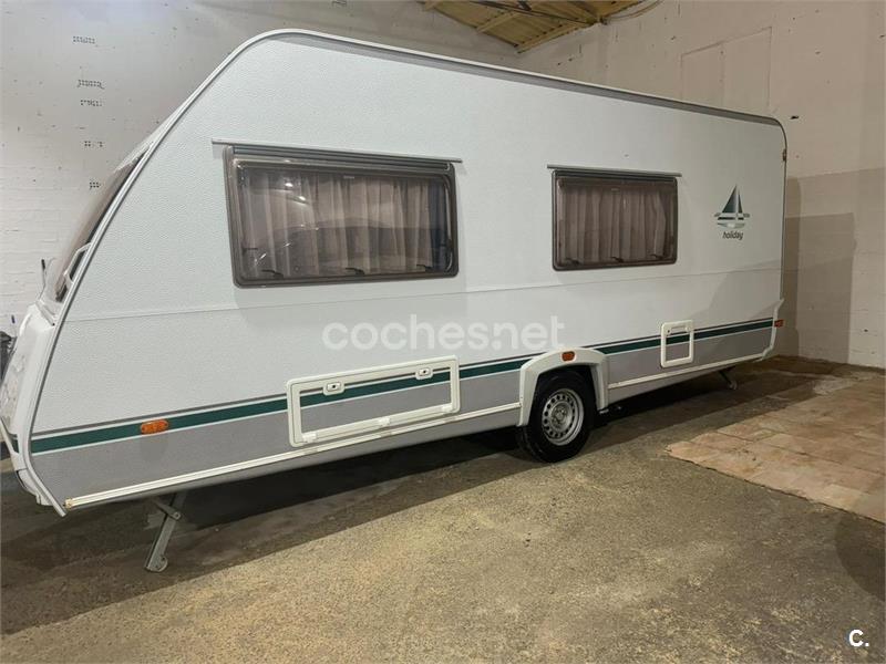 se vende caravana a o 2006 10.500 en Sevilla Coches