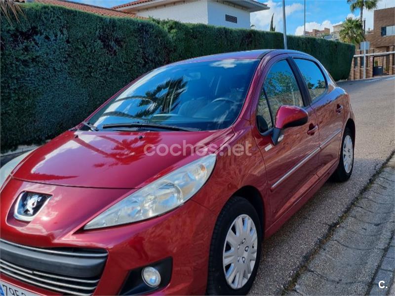 PEUGEOT 207 Confort 1.6 HDI 92 FAP