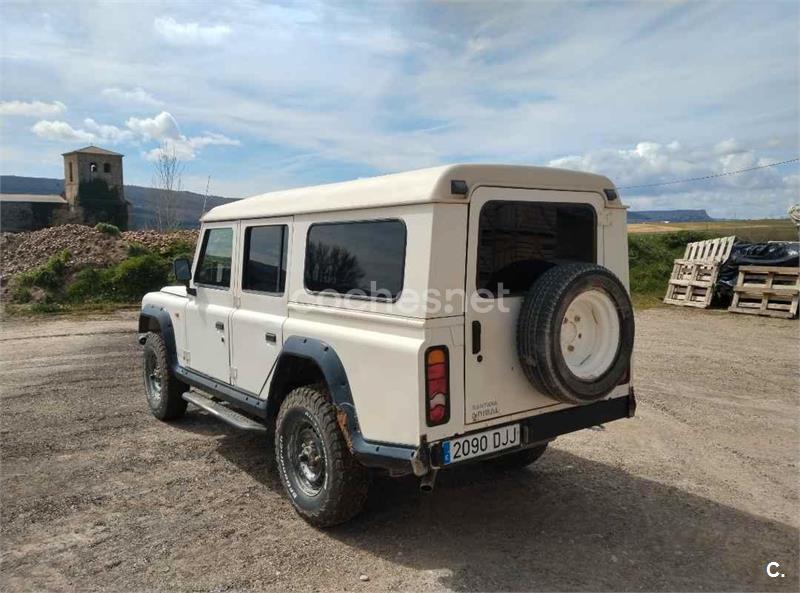 LAND-ROVER Defender