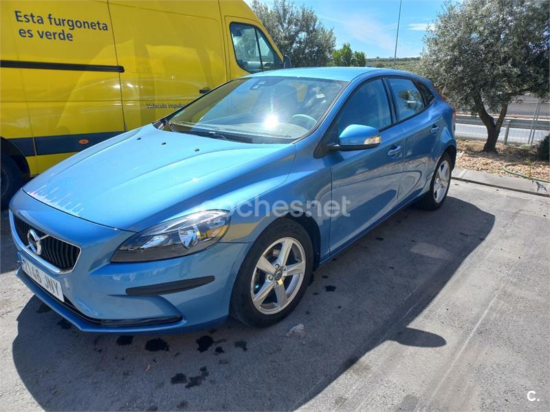 VOLVO V40 2.0 D2 Kinetic 5p.