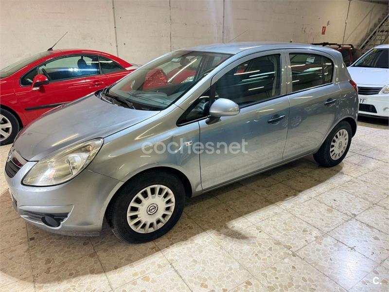 OPEL Corsa 1.0 Essentia 5p.