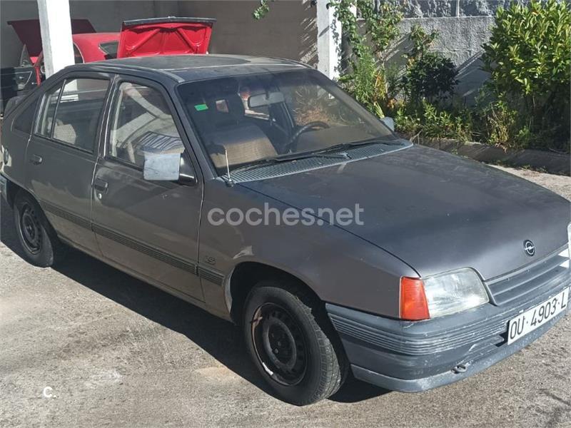 OPEL Kadett KADETT 1.6S LS