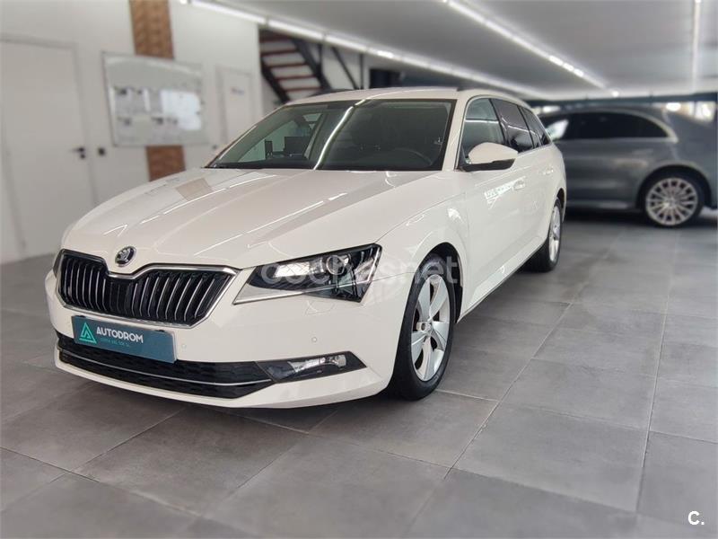 SKODA Superb Combi 2.0 TDI Ambition