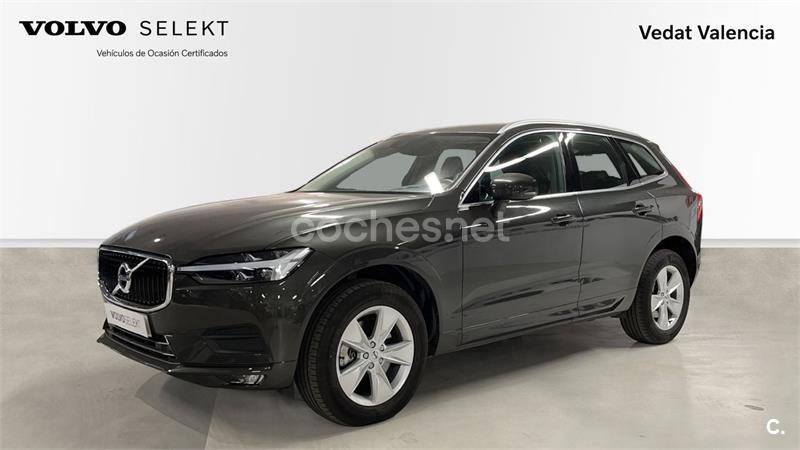 VOLVO XC60 2.0 B4 D Momentum Pro Auto 5p.