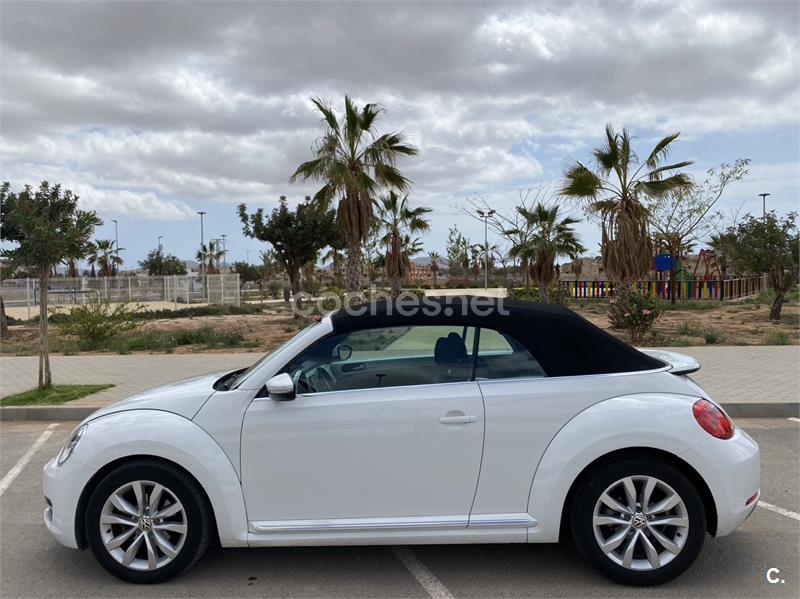 VOLKSWAGEN Beetle Cabrio Design 2.0 TDI 150CV DSG BMT 2p.