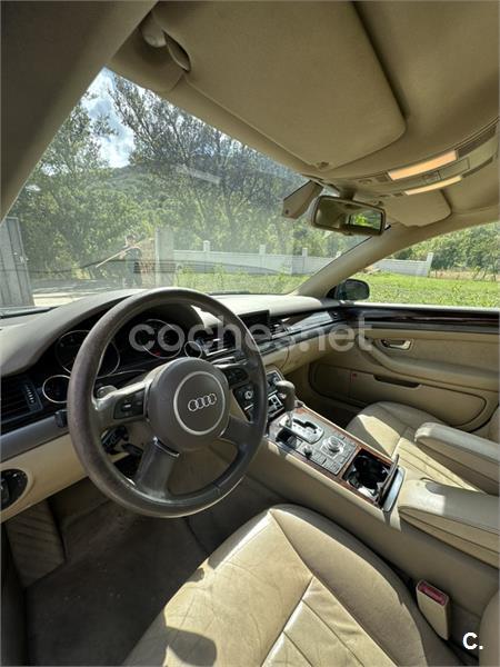 AUDI A8 4.2 QUATTRO TIPTRONIC