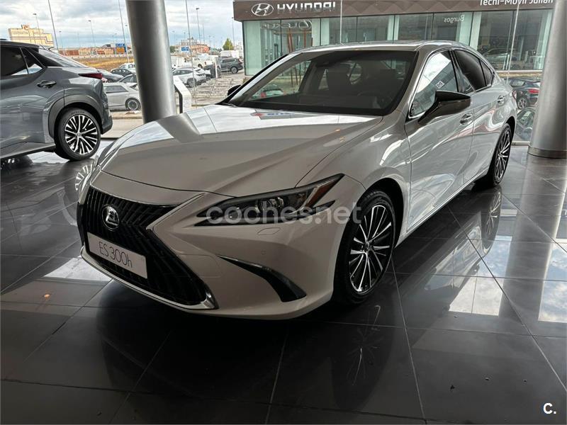 LEXUS ES 2.5 300h Premium 4p.