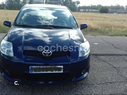 TOYOTA Auris 2.0 D4D Luna 5p.