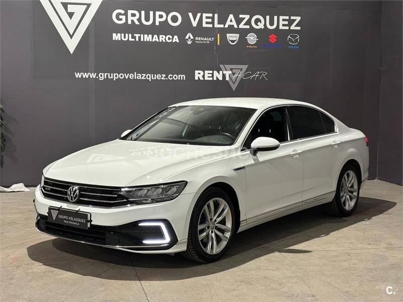 VOLKSWAGEN Passat GTE 1.4 TSI ePower 115kW  85kW DSG 4p.