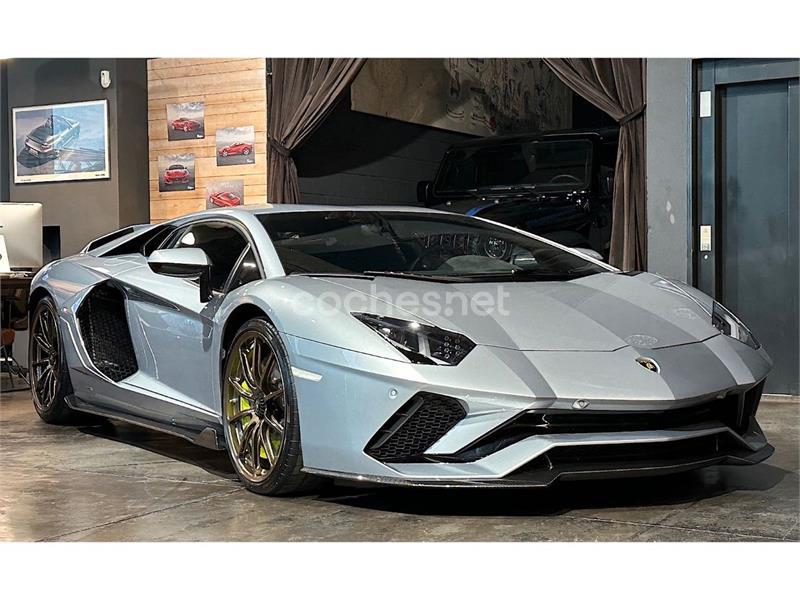 LAMBORGHINI Aventador "ULTIMAE" NACIONAL (Matricula Española)