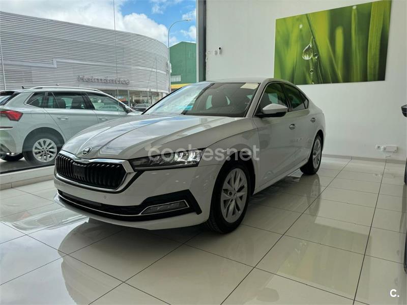 SKODA Octavia 1.5 TSI mHEV 110kW150CV DSG Selection 5p.