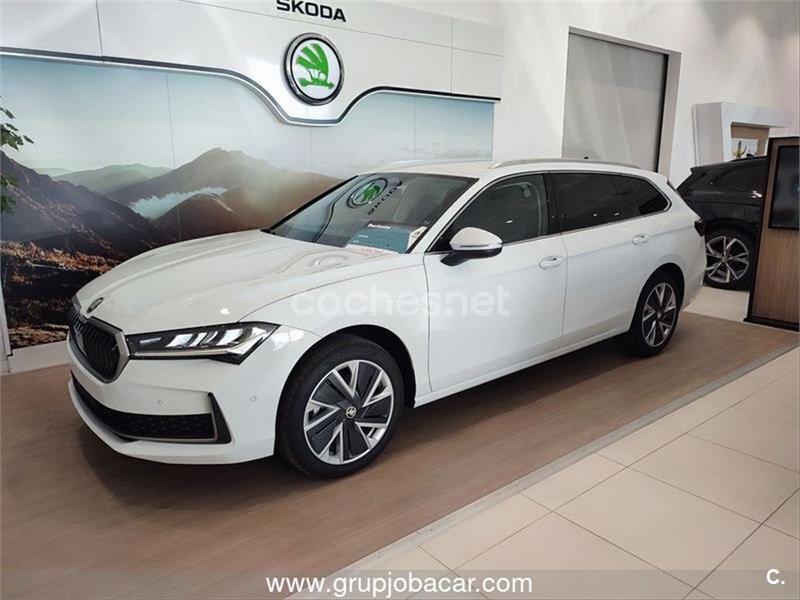 SKODA Superb Combi 1.5 TSI mHEV 110kW DSG Selection 5p.