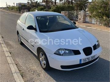 SEAT Ibiza 1.4i 16v 100 CV SIGNA 3p.