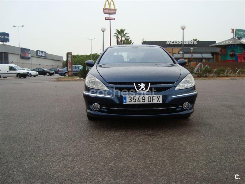 PEUGEOT 607