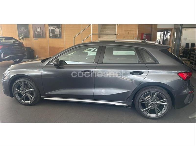 AUDI A3 Sportback S line 30 TFSI 81kW S tronic 5p.