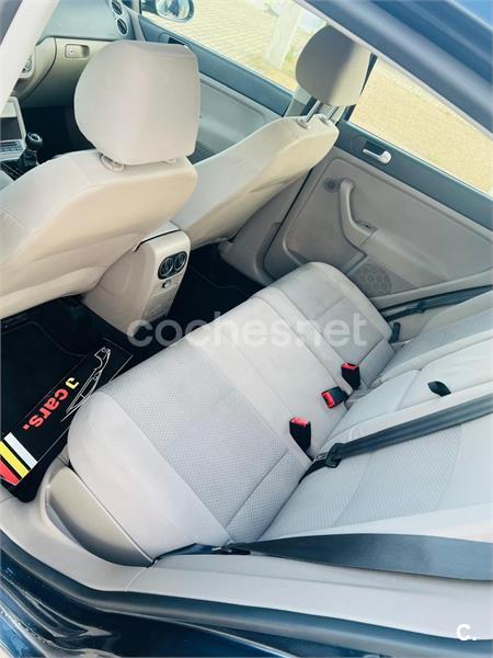 VOLKSWAGEN Golf Plus 1.6 TDI 105cv DSG Advance BMotion Tech 5p.