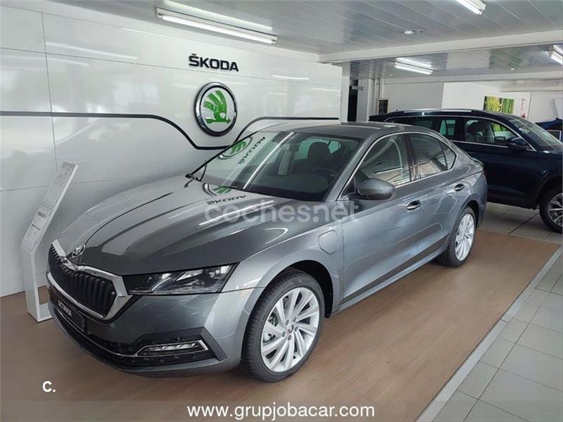 SKODA Octavia 1.4 TSI 150kW204CV DSG PHEV Style 5p.