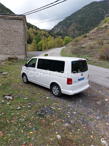 VOLKSWAGEN Caravelle Corto 2.0 TDI 140 4m Comfortline Edition