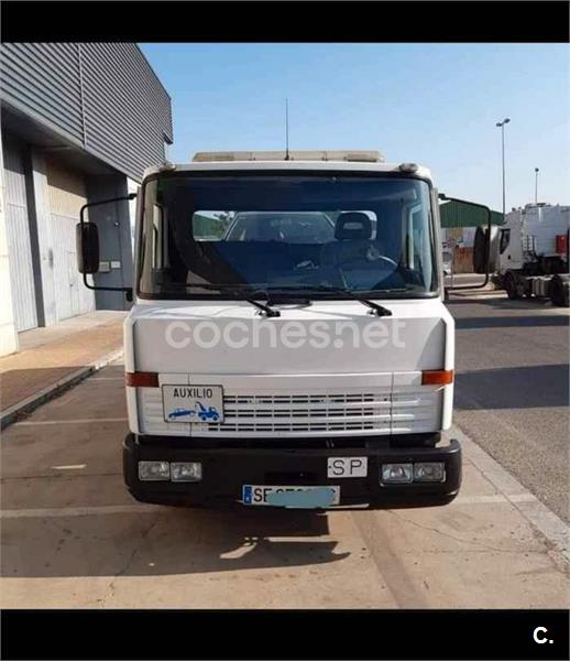 NISSAN CAMION