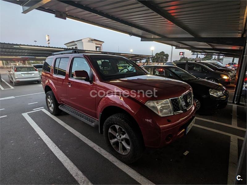 NISSAN Pathfinder 2.5 dCi 174CV LE Auto 7 plazas 5p.