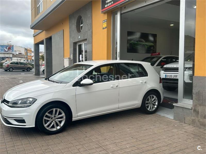 VOLKSWAGEN Golf Advance 1.0 TSI