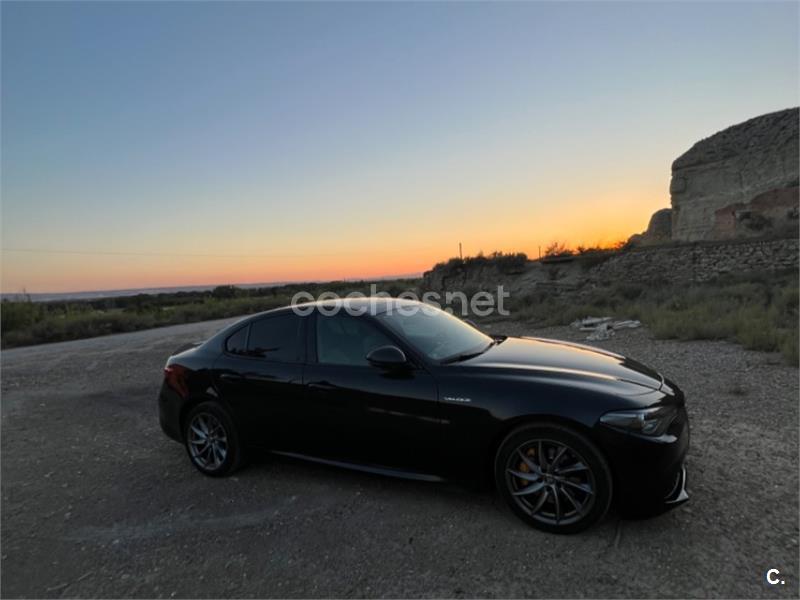 ALFA ROMEO Giulia 2.2 JTDM Veloce ATX